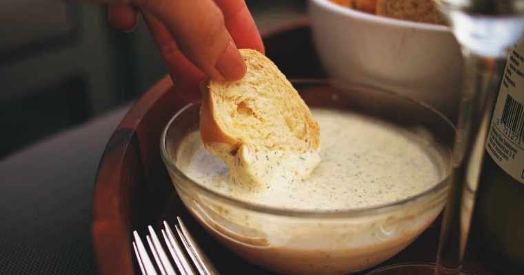 Wheat & Gluten Free Garlicky Mayo Spread