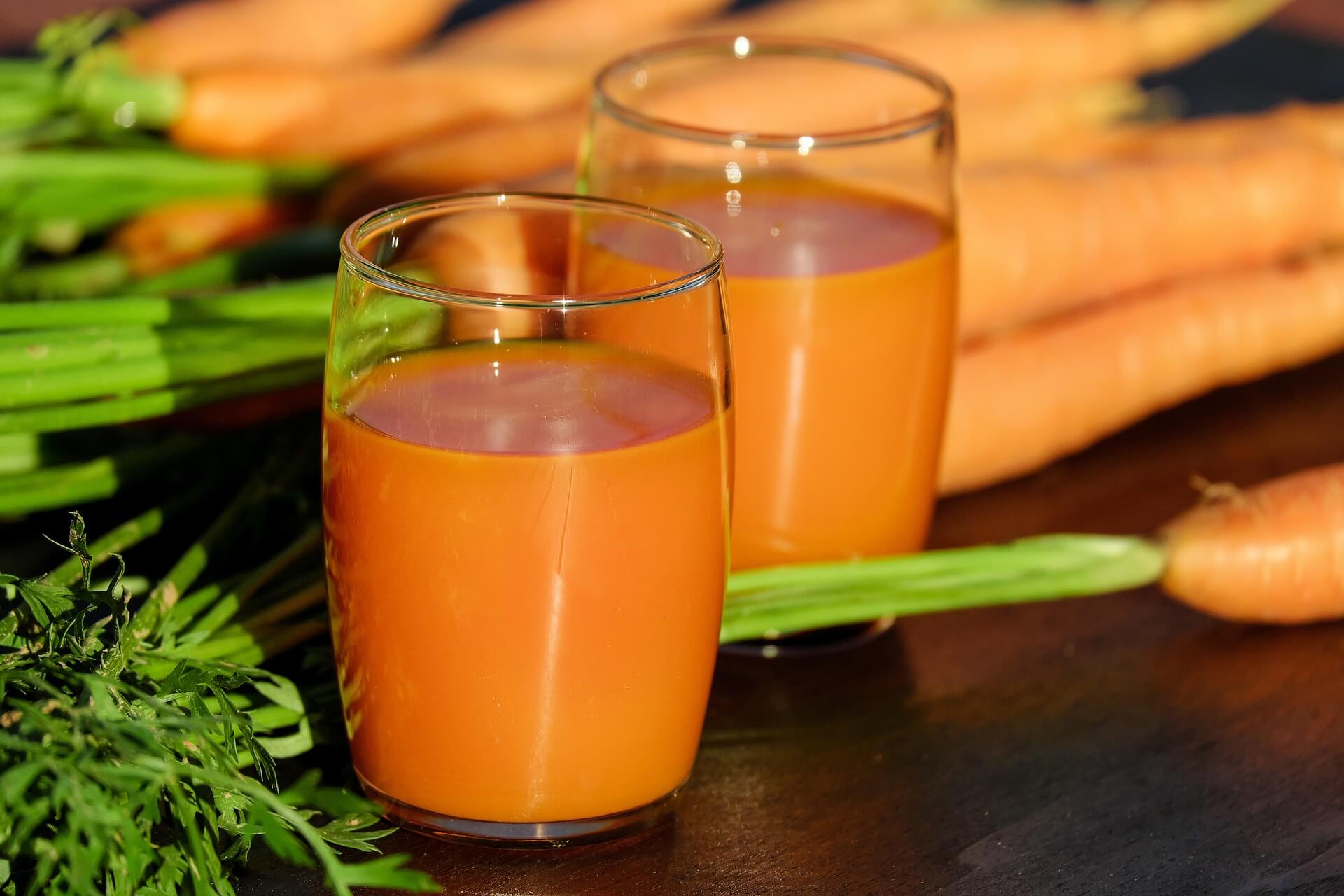 immune-system-booster-with-carrot-apple-celery-juice-50-friendly