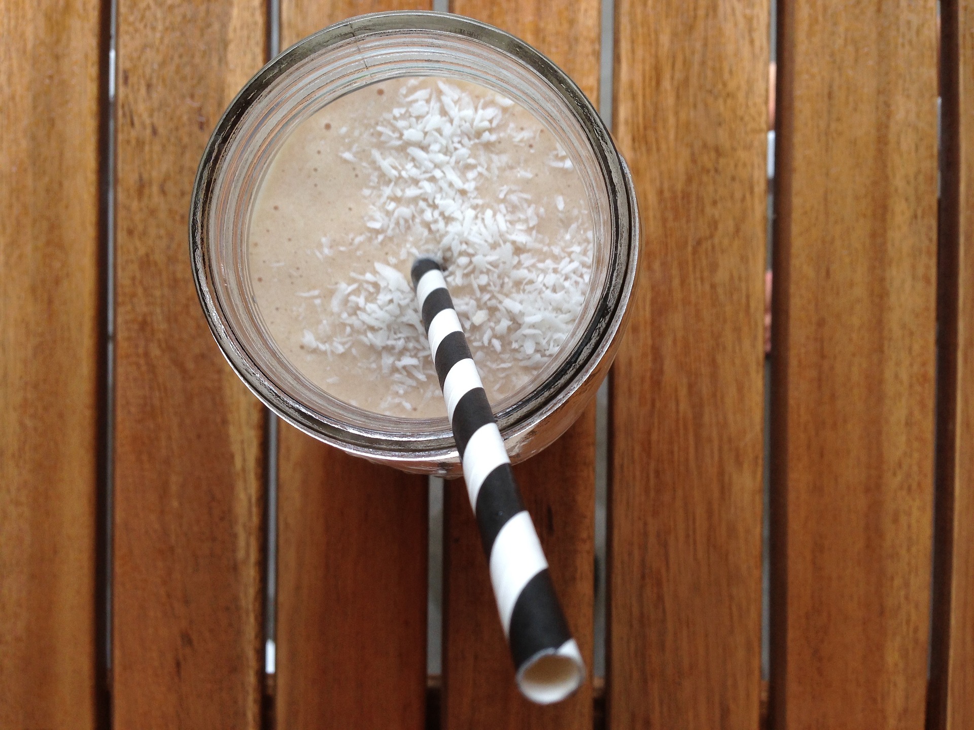 Cinnamon Berry Smoothie for a Healthy Gut