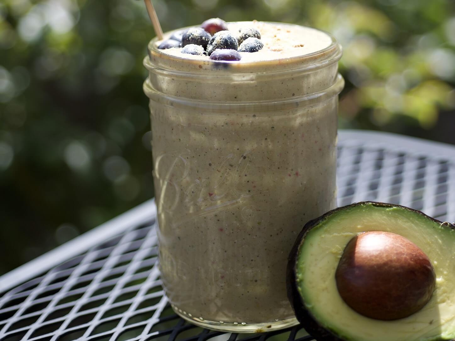 Avocado Blueberry Kale Smoothie for Acne