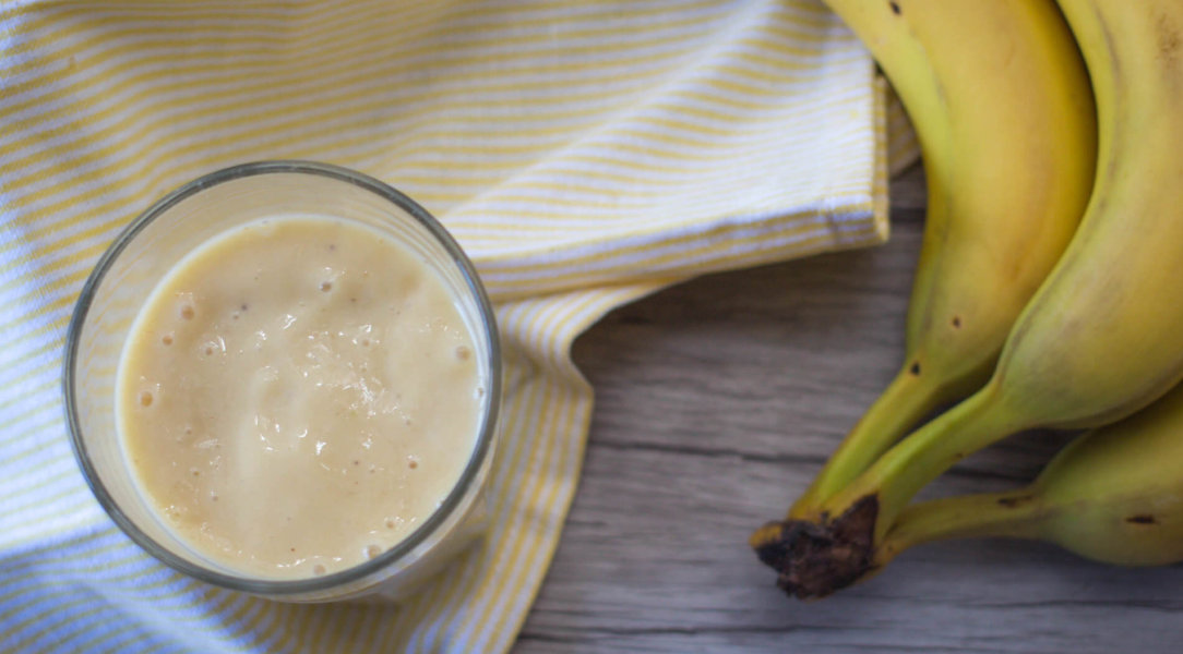 Sore Throat Relief Banana and Reishi Smoothie