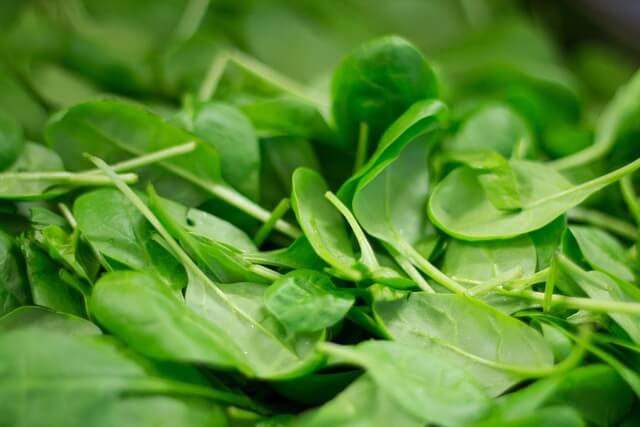 spinach for Glowing Clear Skin Smoothie