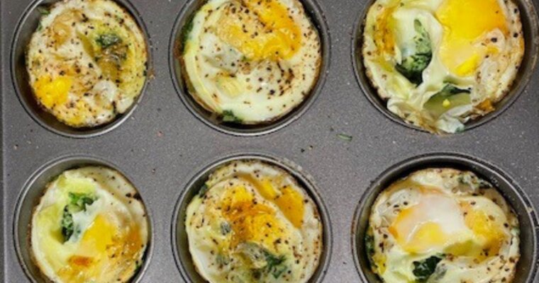 Baked Egg Cups with Spinach