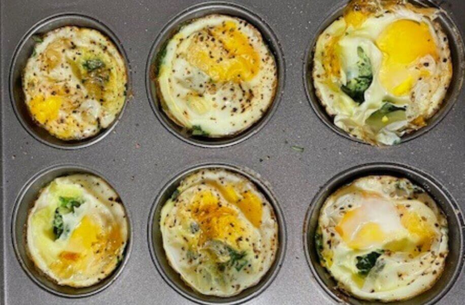 baked egg cups with spinach