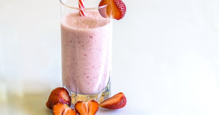 Strawberry Smoothie for Weight Loss