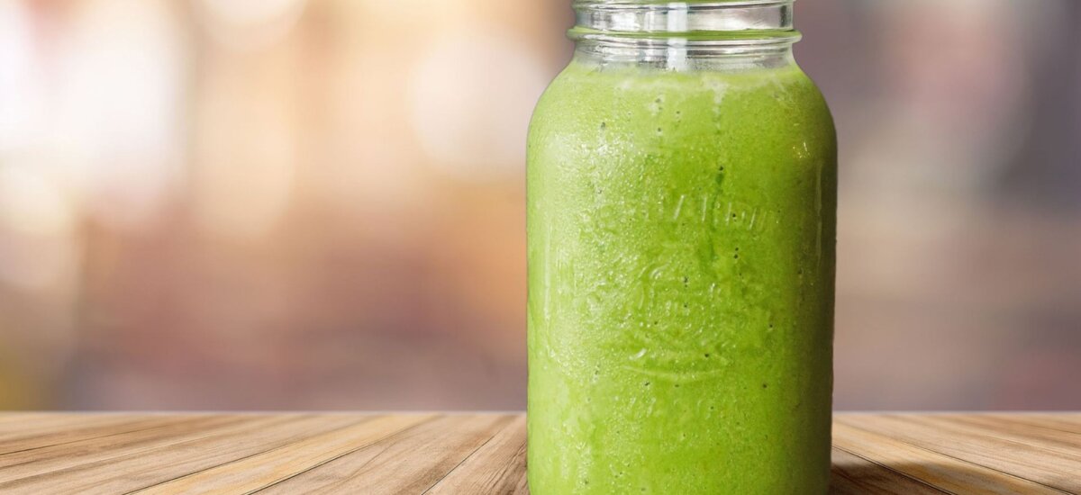 The Clear Skin Green Smoothie – An Acne-Fighting Power Drink