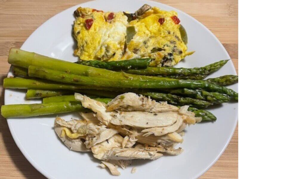 Simple Scrambled Eggs Chicken and Asparagus Recipe