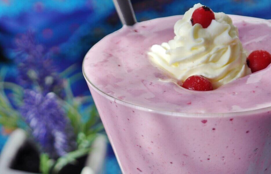 The Berry Blast Rebel Float